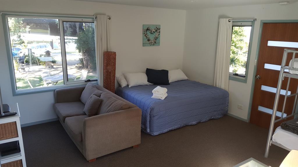 Huskisson Holiday Motel Cabins Jervis Bay Buitenkant foto