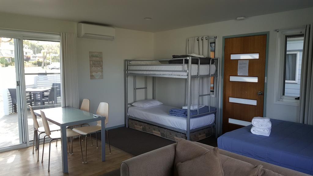 Huskisson Holiday Motel Cabins Jervis Bay Buitenkant foto