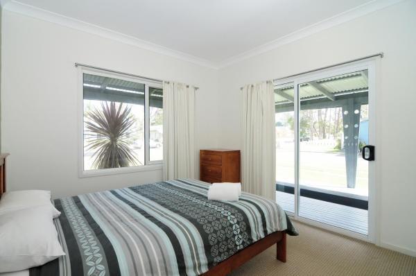 Huskisson Holiday Motel Cabins Jervis Bay Buitenkant foto